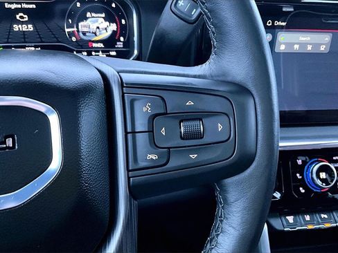 Used 2024 GMC Sierra 3500 Denali Ultimate image 20