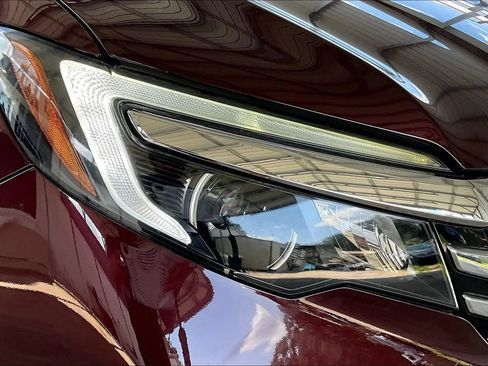 Used 2016 Honda Pilot Touring image 30
