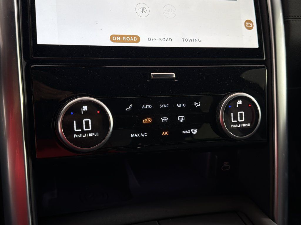 Used 2021 Land Rover Discovery S AWD/4WD image 23