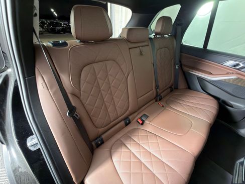 Used 2023 BMW X5 sDrive40i w/ Parking Assistance Package image 32