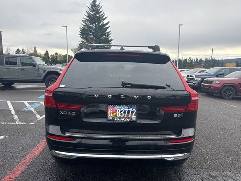 Used 2023 Volvo XC60 B5 Plus w/ Climate Package image 6
