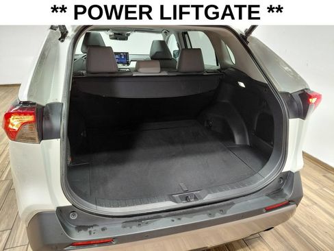Used 2022 Toyota RAV4 Limited AWD/4WD image 19