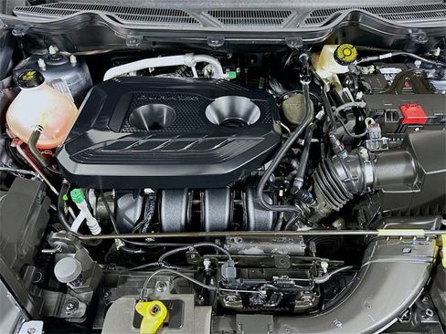 Certified 2022 Ford EcoSport S image 23