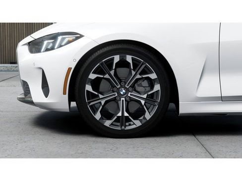 New 2026 BMW 430i Coupe w/ Premium Package image 7