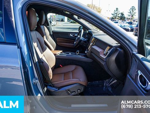 Used 2024 Volvo XC60 T8 Plus w/ Climate Package image 24
