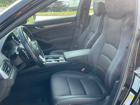 Used 2022 Honda Accord Sport image 11