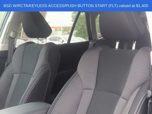 Used 2023 Subaru Outback Premium w/ Popular Package #1 AWD/4WD image 5