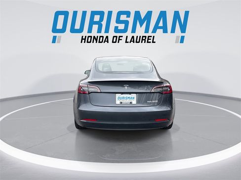 Used 2022 Tesla Model 3 Performance image 7