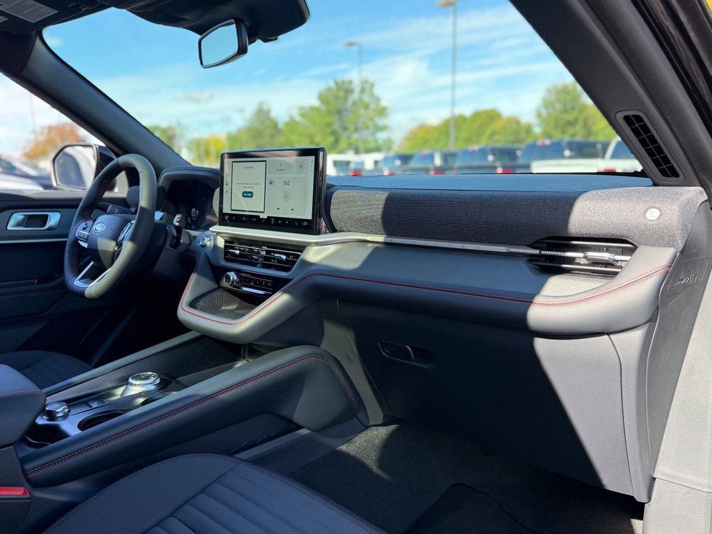 New 2027 Ford Explorer ST-Line w/ Premium Package AWD/4WD image 18
