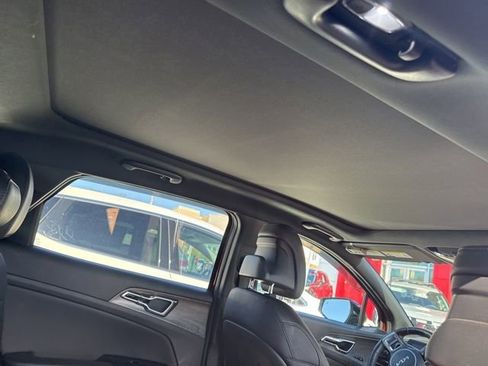Used 2024 Kia Sportage X-Pro image 17