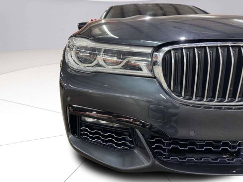 Used 2016 BMW 750i RWD image 12