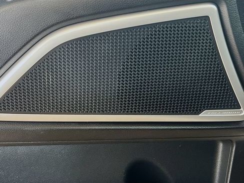 Certified 2022 Kia Telluride EX w/ EX Premium Package AWD/4WD image 19