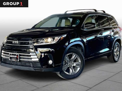 Used 2017 Toyota Highlander Limited image 1