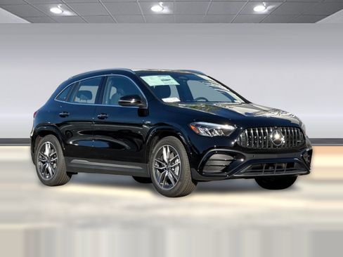 New 2026 Mercedes-Benz GLA 35 AMG 4MATIC image 7