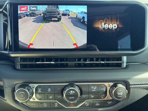 New 2026 Jeep Wrangler Rubicon AWD/4WD image 31