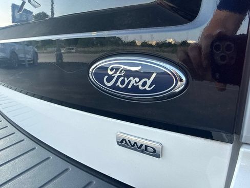 Used 2018 Ford Flex Limited w/ Equipment Group 301A AWD/4WD image 14