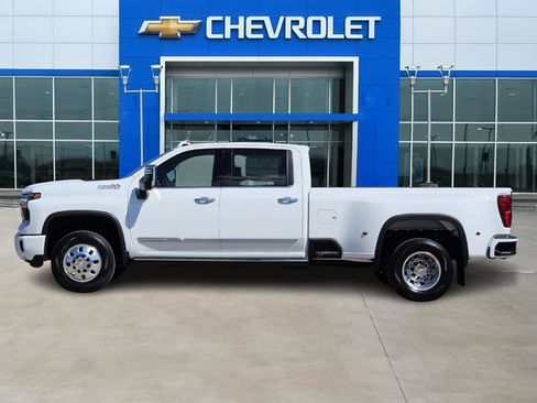 New 2026 Chevrolet Silverado 3500 High Country w/ Technology Package image 3