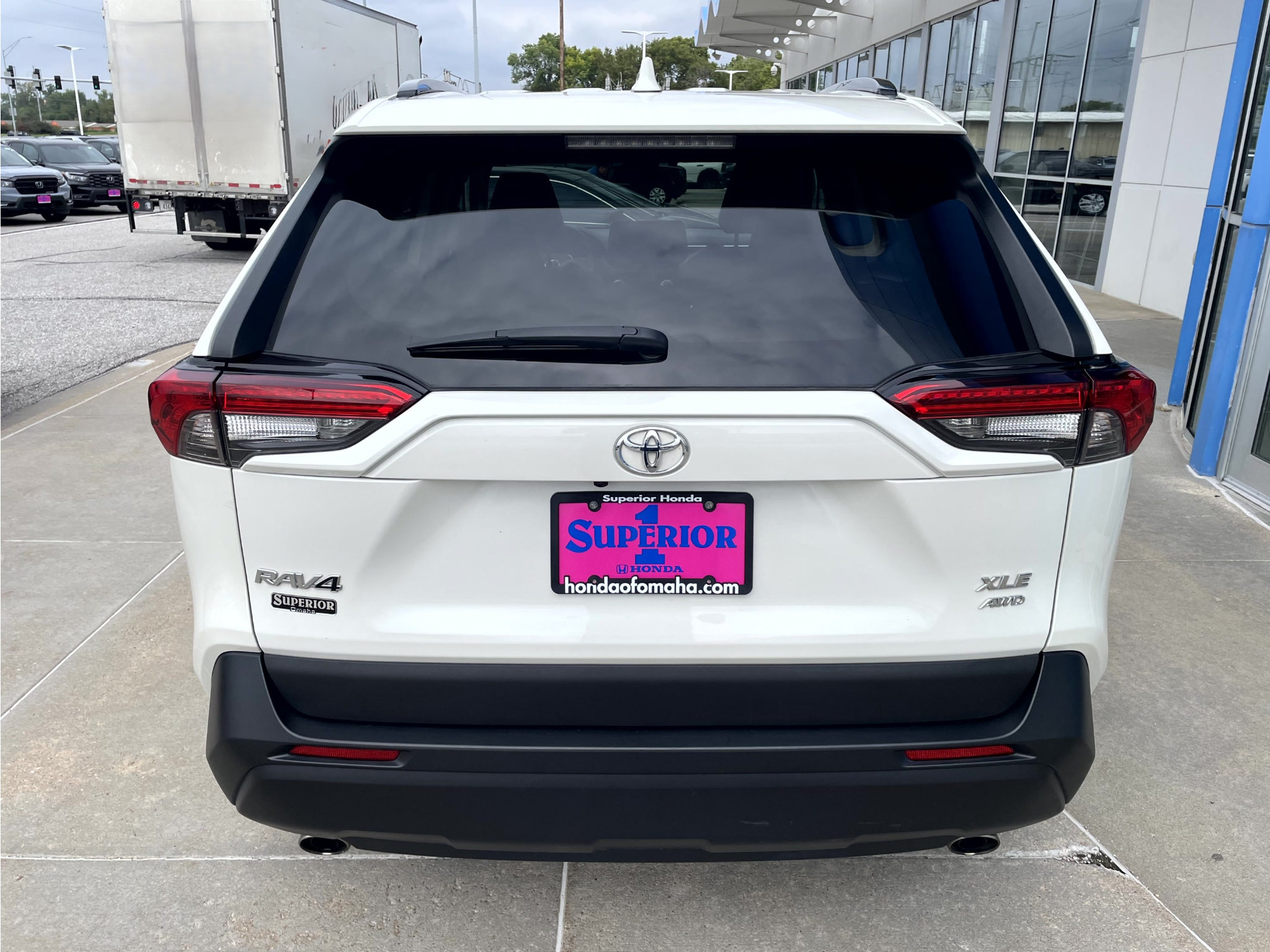 Used 2021 Toyota RAV4 XLE Premium AWD/4WD image 3