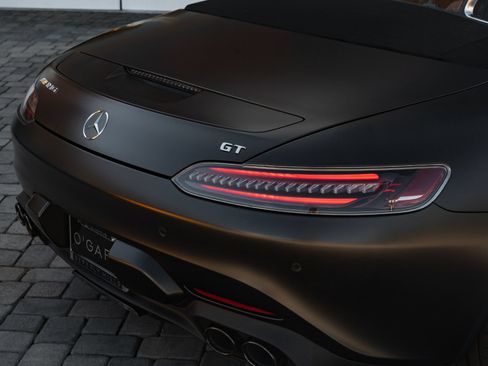 Used 2021 Mercedes-Benz AMG GT Roadster w/ AMG Stealth Edition image 34