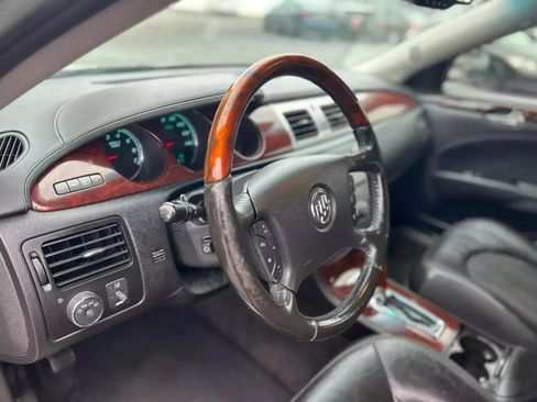 Used 2010 Buick Lucerne Super image 12