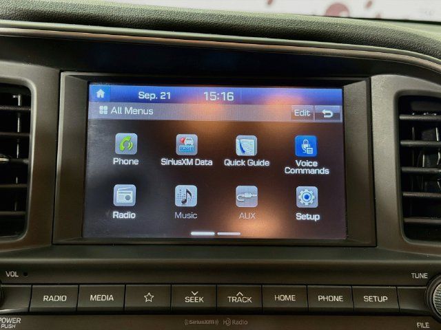 Used 2020 Hyundai Elantra SEL FWD image 16