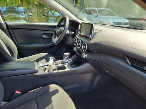 Used 2024 Nissan Sentra SV FWD image 31