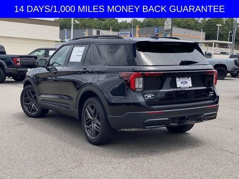 Certified 2025 Ford Explorer ST-Line w/ ST-Line Street Pack AWD/4WD image 31