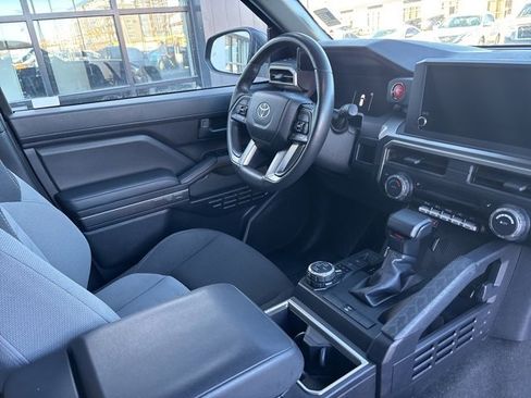 Used 2025 Toyota 4Runner TRD Off-Road image 12