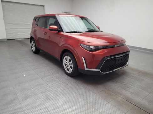Used 2023 Kia Soul LX FWD image 13