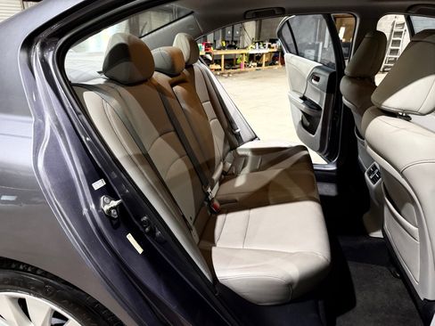 Used 2013 Honda Accord Touring image 23