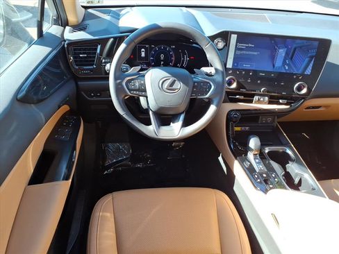 Used 2025 Lexus NX 350 AWD w/ Cold Area Package image 8