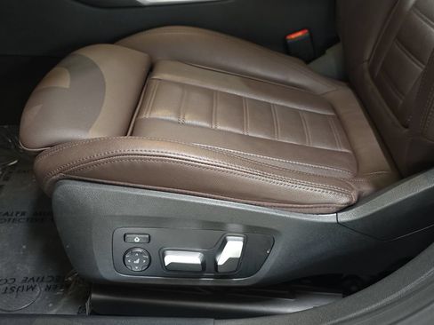 Used 2023 BMW i4 eDrive35 w/ Premium Package RWD image 28