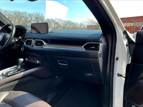 Used 2021 MAZDA CX-5 Signature image 13