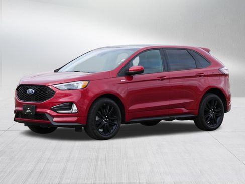 Used 2024 Ford Edge ST-Line w/ Class II Trailer Tow Package AWD/4WD image 3