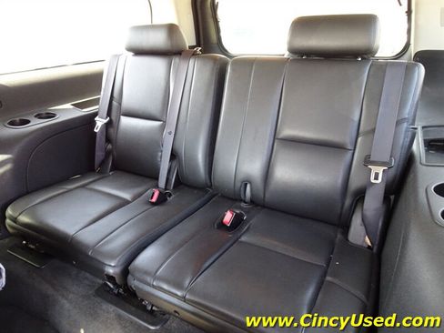 Used 2012 Cadillac Escalade ESV Luxury AWD/4WD image 13