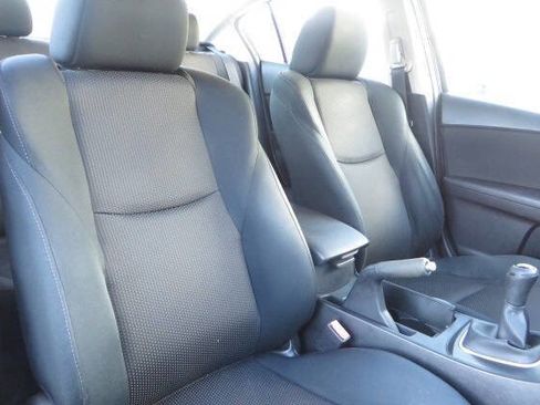 Used 2012 MAZDA MAZDA3 s Touring image 41