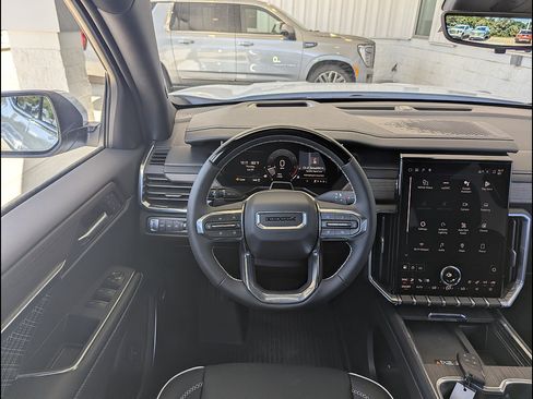 New 2026 GMC Acadia Denali w/ Super Cruise Package AWD/4WD image 3