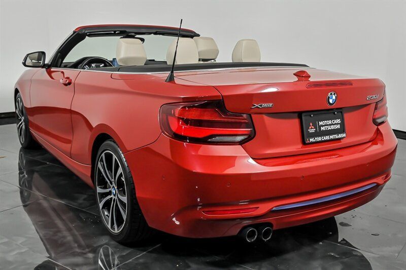 Used 2021 BMW 230i xDrive Convertible w/ Premium Package AWD/4WD image 7
