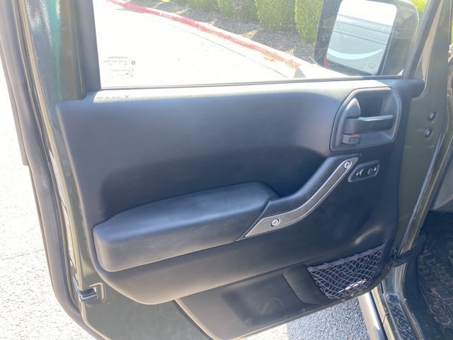 Used 2015 Jeep Wrangler Sport AWD/4WD image 13