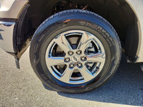 Used 2018 Ford F150 XLT w/ Equipment Group 302A Luxury image 54