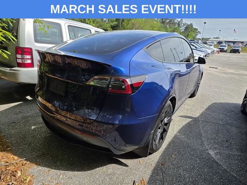 Used 2024 Tesla Model Y Long Range image 3