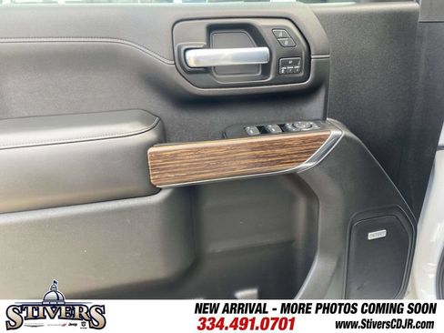 Used 2020 Chevrolet Silverado 2500 High Country w/ Technology Package AWD/4WD image 19