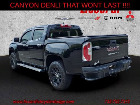 Used 2022 GMC Canyon Denali AWD/4WD image 4