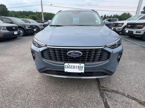 Certified 2025 Ford Escape Platinum w/ Premium Technology Package AWD/4WD image 14