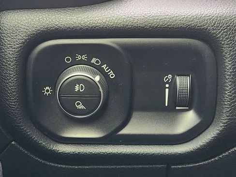 Certified 2023 RAM 1500 Big Horn image 24