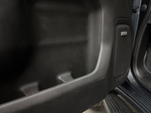 Used 2019 GMC Sierra 1500 SLT image 39