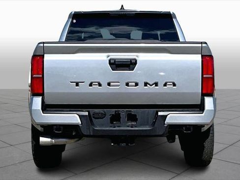 Certified 2025 Toyota Tacoma SR5 image 5