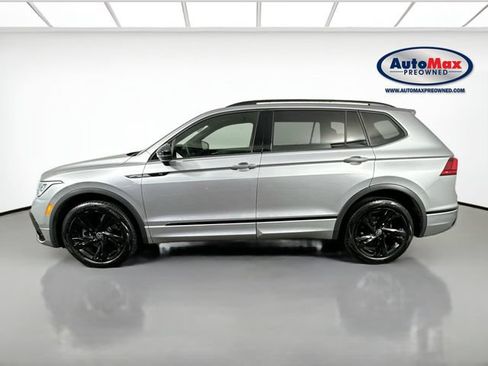 Used 2023 Volkswagen Tiguan SE R-Line AWD/4WD image 6