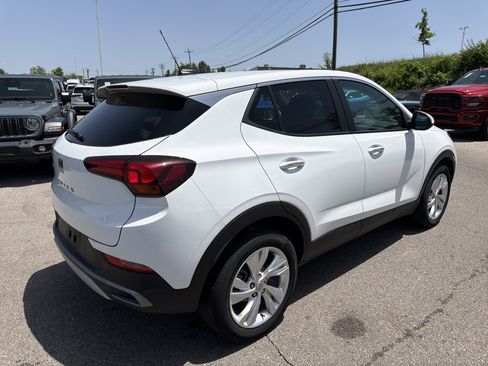 Used 2024 Buick Encore GX Preferred FWD image 13