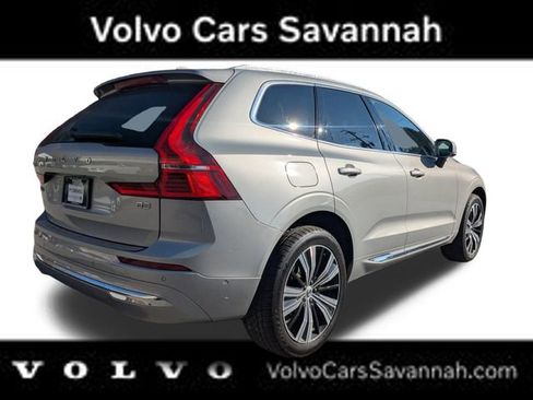 Certified 2023 Volvo XC60 B5 Plus w/ Protection Package Premier image 5